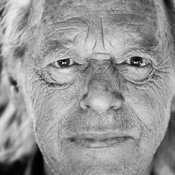 Simon Vinkenoog